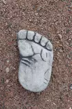 Betonipatsas, Jalanjäljet, oikea - Sisustus - 104992 - 1